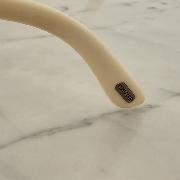 Authentic Tom Ford sunglasses - Picture 6 of 14